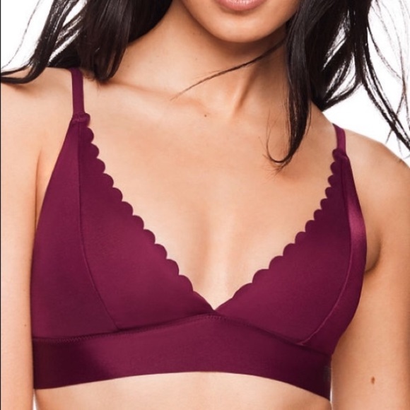 PINK by Victoria’s Secret Bonded Scallop Edge Plunge Front Bra - Picture 1 of 9